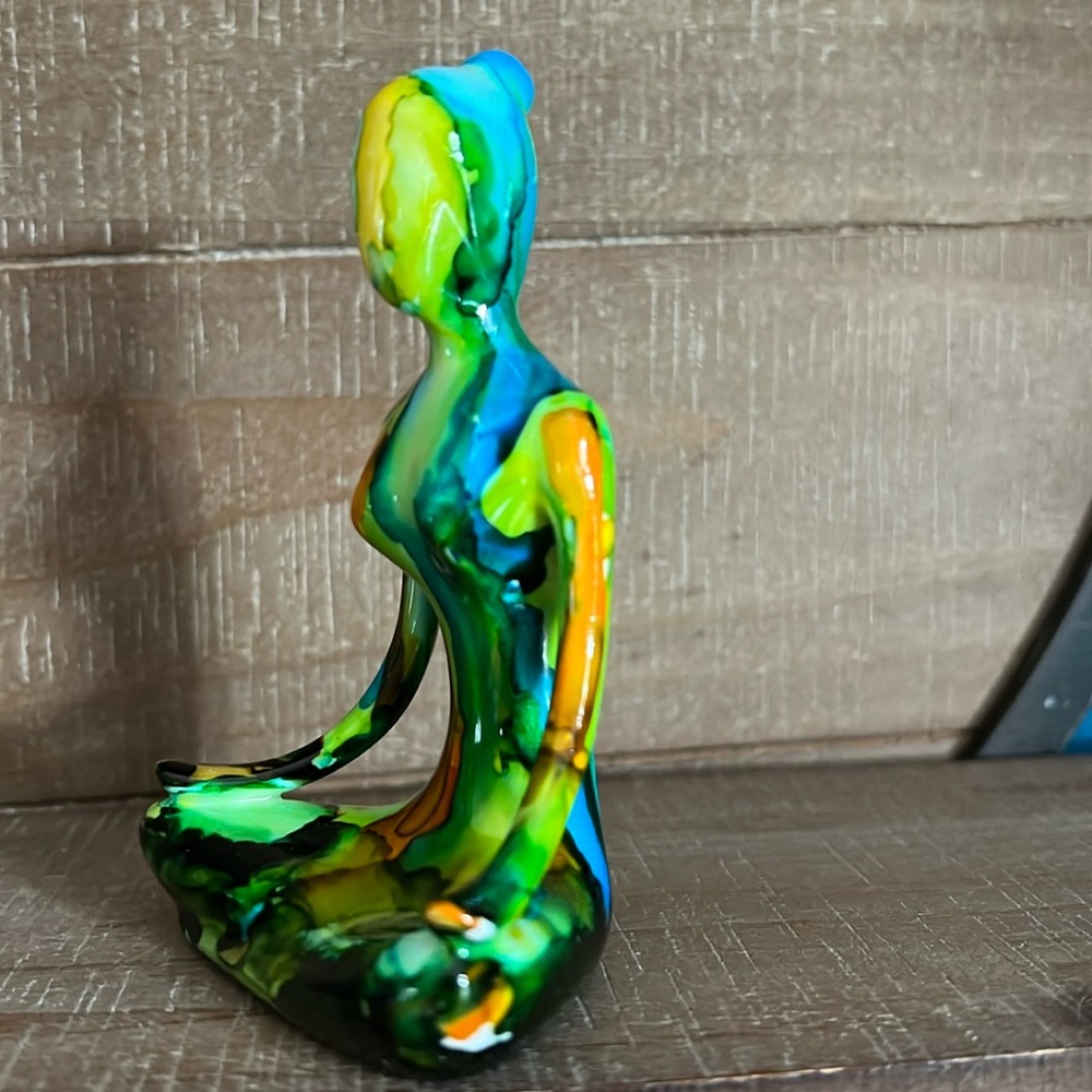HANDCRAFTED Ceramic Painted Yoga Pose Figurines (Set of 2) - Picture 10 of 14